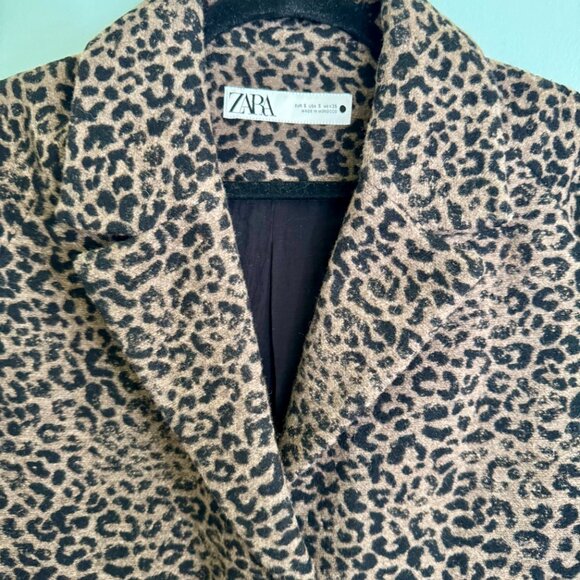 Leopard Car Coat -Winter 2024 - Picture 3 of 10